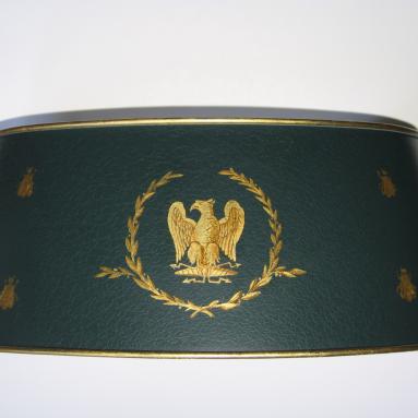 Intervention sur abat-jour en tôle pour lampe bouillote (Maison Fourcoux)